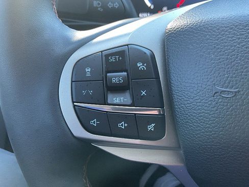 Used 2025 Ford Explorer ST AWD/4WD image 47