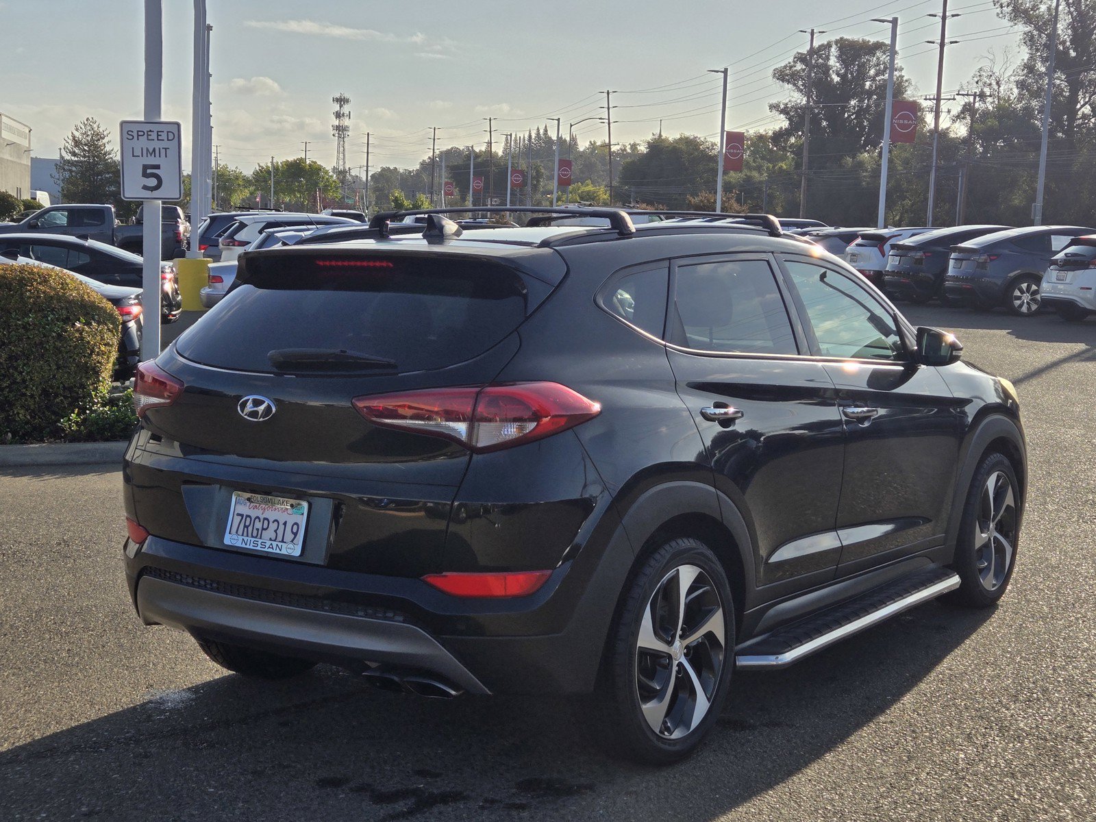 Used 2016 Hyundai Tucson Limited w/ Option Group 03 FWD image 4
