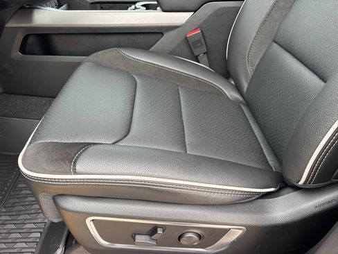 New 2026 RAM 1500 Laramie image 15