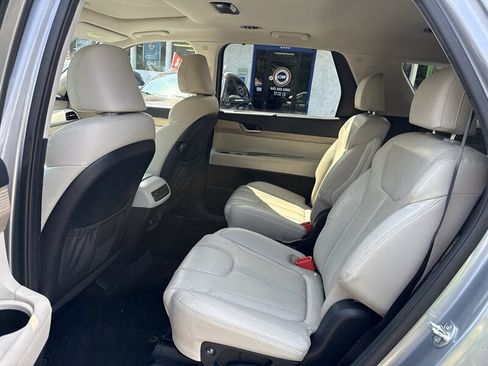 Used 2020 Hyundai Palisade SEL w/ Premium Package FWD image 8
