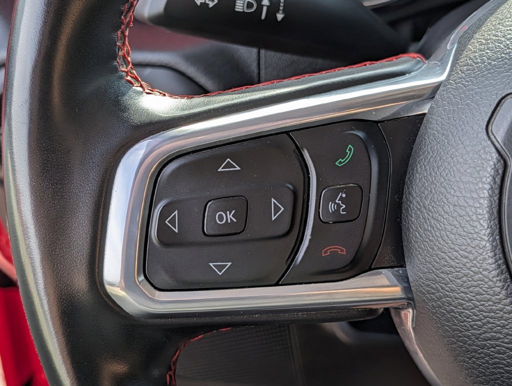 Used 2021 Jeep Wrangler Unlimited Rubicon w/ Cold Weather Group AWD/4WD image 21