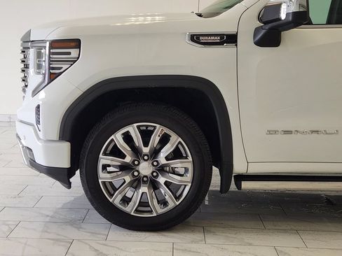 Used 2024 GMC Sierra 1500 Denali w/ Denali Reserve Package AWD/4WD image 8