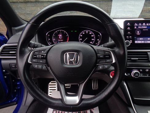 Used 2020 Honda Accord Sport image 17