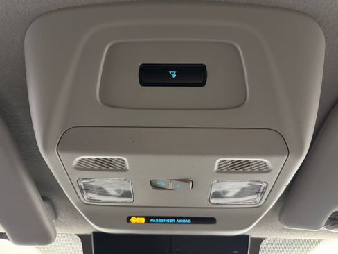 Used 2023 Ford Transit 250 Low Roof AWD w/ Exterior Upgrade Package image 25