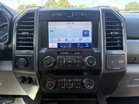 Used 2021 Ford F250 XLT w/ XLT Premium Package AWD/4WD image 19