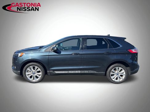 Used 2022 Ford Edge Titanium image 15