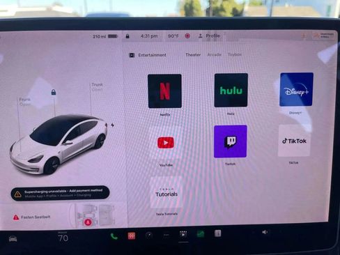 Used 2020 Tesla Model 3 Standard Range image 13