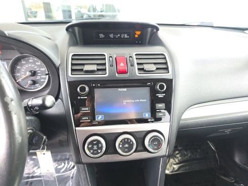 Used 2017 Subaru Crosstrek 2.0i Premium image 26