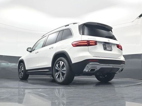 Used 2025 Mercedes-Benz GLB 250 GLB 250 image 20