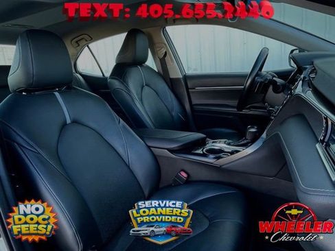 Used 2018 Toyota Camry XSE FWD image 10