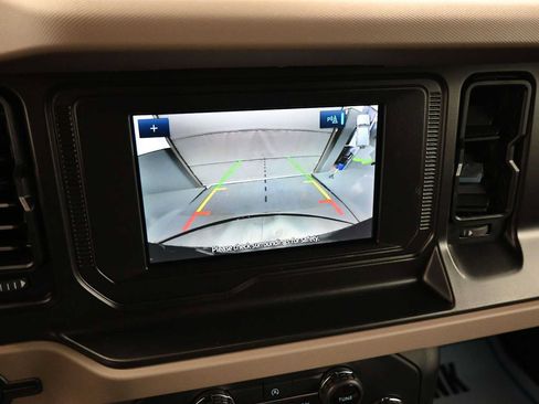 Used 2023 Ford Bronco Wildtrak AWD/4WD image 41