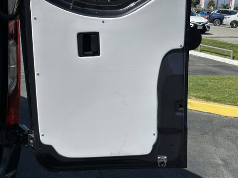 Used 2020 Mercedes-Benz Sprinter 4500 image 15