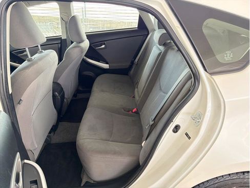 Used 2012 Toyota Prius Two image 11