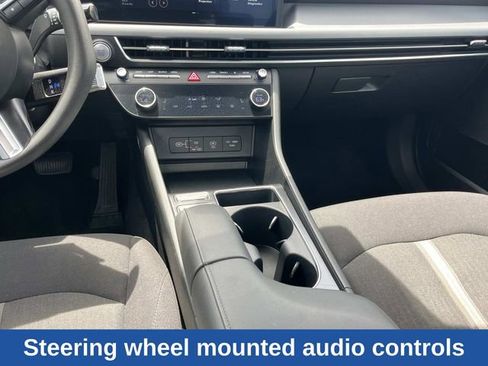 Used 2024 Hyundai Sonata SEL FWD image 18