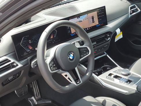 New 2026 BMW 330i xDrive Sedan w/ M Sport Package AWD/4WD image 8