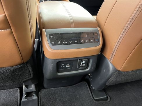 Certified 2023 Nissan Pathfinder Platinum w/ Cargo Package image 22