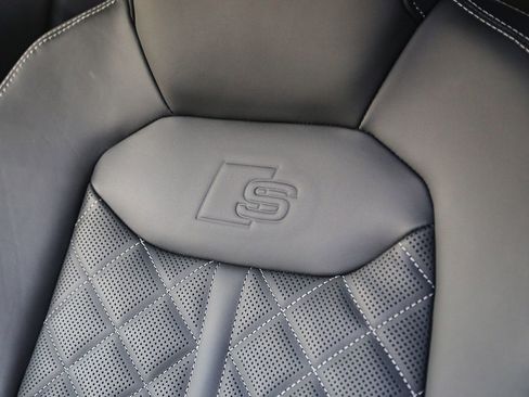 Used 2025 Audi SQ8 Premium Plus image 26