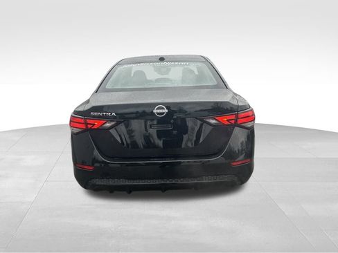 Certified 2025 Nissan Sentra SV image 4