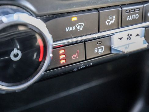 Used 2023 Ford F150 XLT w/ Equipment Group 302A High image 33