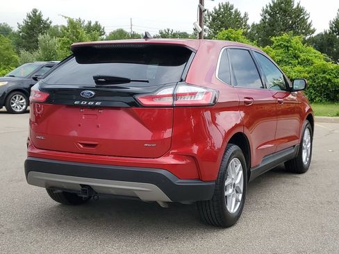 Certified 2023 Ford Edge SEL w/ Convenience Package AWD/4WD image 4