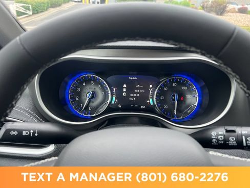 New 2027 Chrysler Pacifica Select AWD/4WD image 15