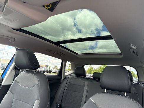 New 2026 Volkswagen Taos SE AWD/4WD image 23