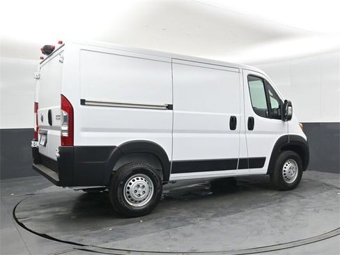 New 2026 RAM ProMaster 1500 w/ Convenience Group image 3
