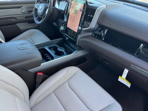 Used 2025 RAM 1500 Laramie image 12