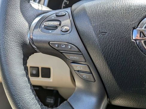 Used 2019 Nissan Murano Platinum w/ Cargo Package FWD image 13