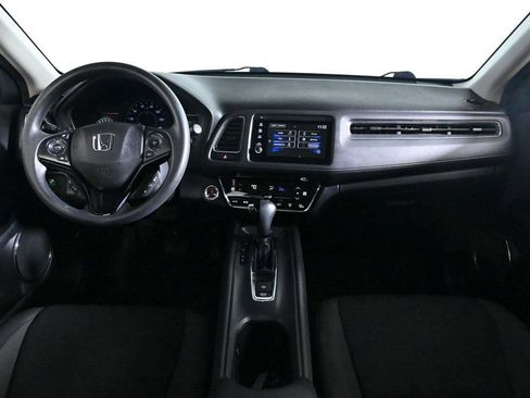Used 2021 Honda HR-V EX image 9