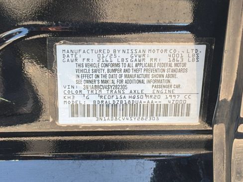 Used 2025 Nissan Sentra SV FWD image 27