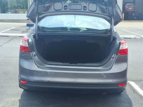 Used 2014 Ford Focus SE FWD image 7