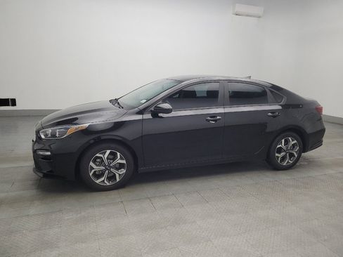 Used 2021 Kia Forte LXS FWD image 2