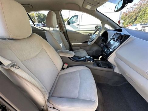 Used 2012 Nissan Leaf SL image 25
