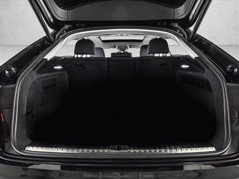 Used 2023 Audi Q8 Premium Plus w/ Premium Plus Package AWD/4WD image 6