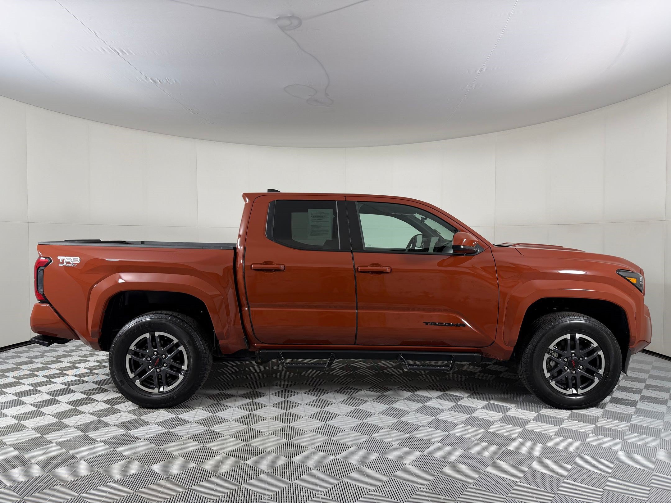 Used 2025 Toyota Tacoma TRD Sport RWD image 8