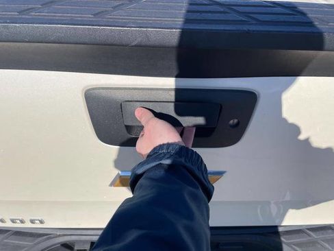 Used 2011 Chevrolet Silverado 1500 LTZ w/ LTZ White Diamond Edition image 25