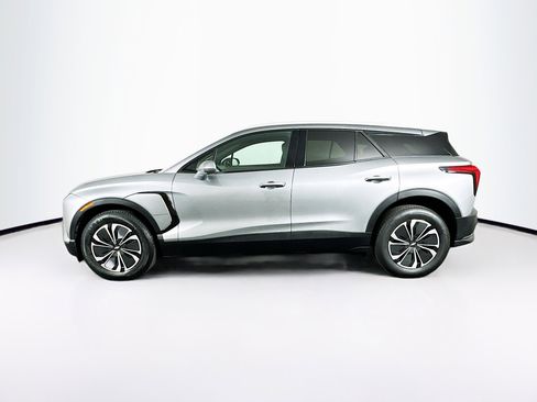 Used 2024 Chevrolet Blazer EV LT AWD/4WD image 4