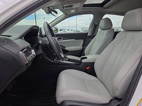 Used 2025 Acura Integra FWD image 15