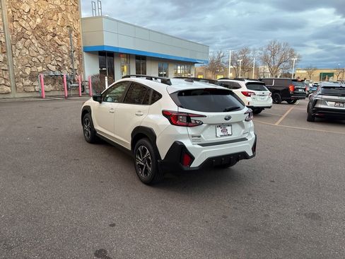 Certified 2025 Subaru Crosstrek 2.0i Premium image 3
