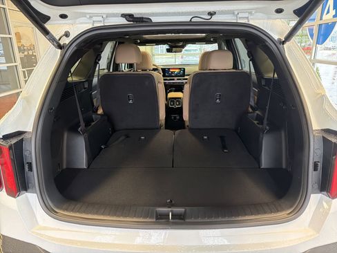 New 2026 Kia Sorento SX Prestige AWD/4WD image 11