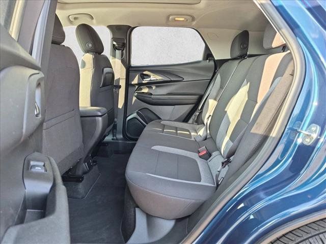 Used 2021 Chevrolet TrailBlazer LT w/ Sun and Liftgate Package FWD image 16