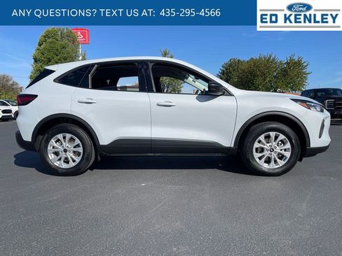 Used 2025 Ford Escape Active AWD/4WD image 25