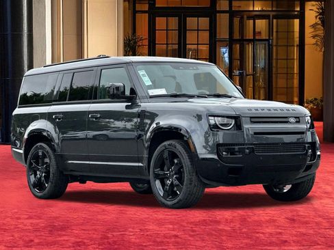 New 2026 Land Rover Defender 130 X-Dynamic SE AWD/4WD image 6