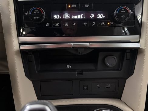 Certified 2024 INFINITI QX80 Luxe w/ Cargo Package image 25