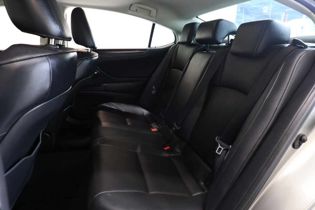 Used 2021 Lexus ES 250 w/ Premium Package AWD/4WD image 19