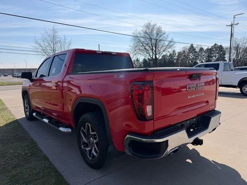 Used 2023 GMC Sierra 1500 SLE image 5