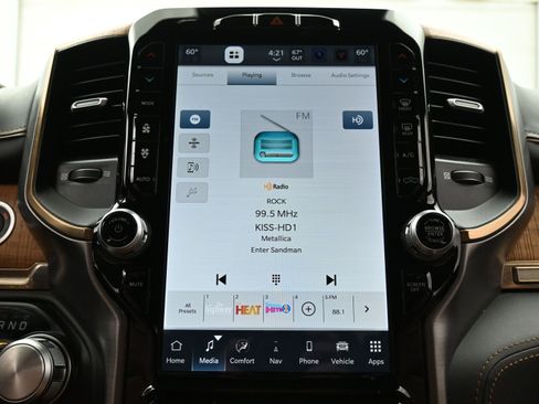 Used 2022 RAM 1500 Limited image 33