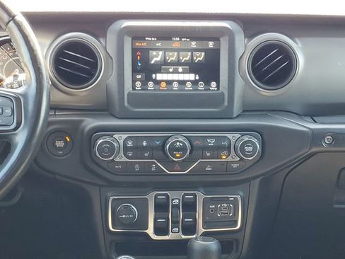 Used 2023 Jeep Wrangler Unlimited Sport AWD/4WD image 31