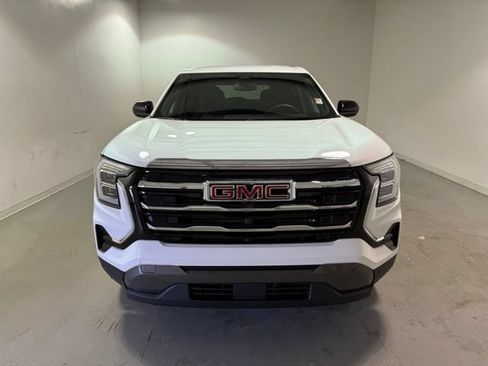 Certified 2025 GMC Terrain Elevation AWD/4WD image 2